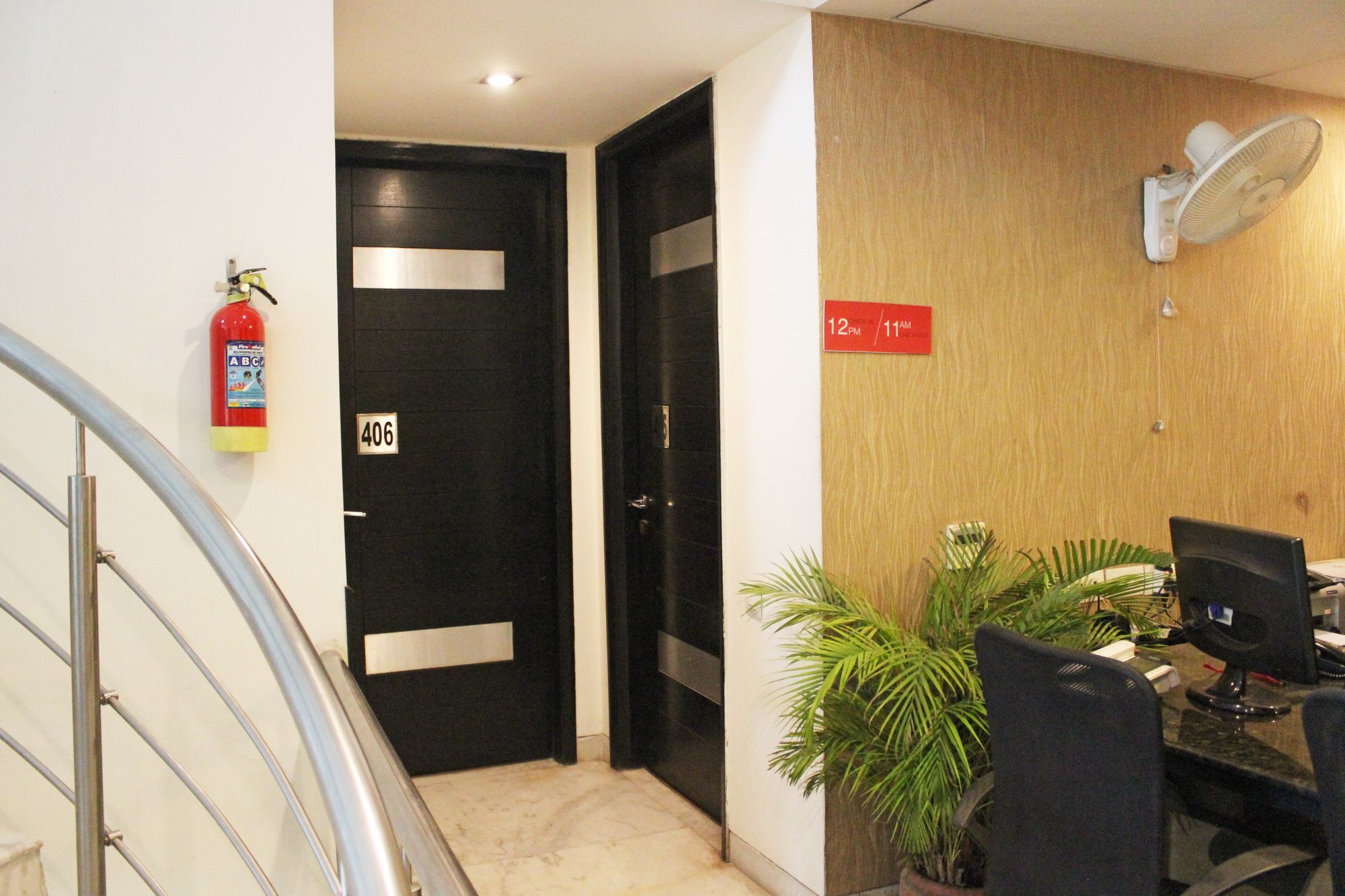 Oyo 605 Hotel Camria Gurgaon Exteriör bild